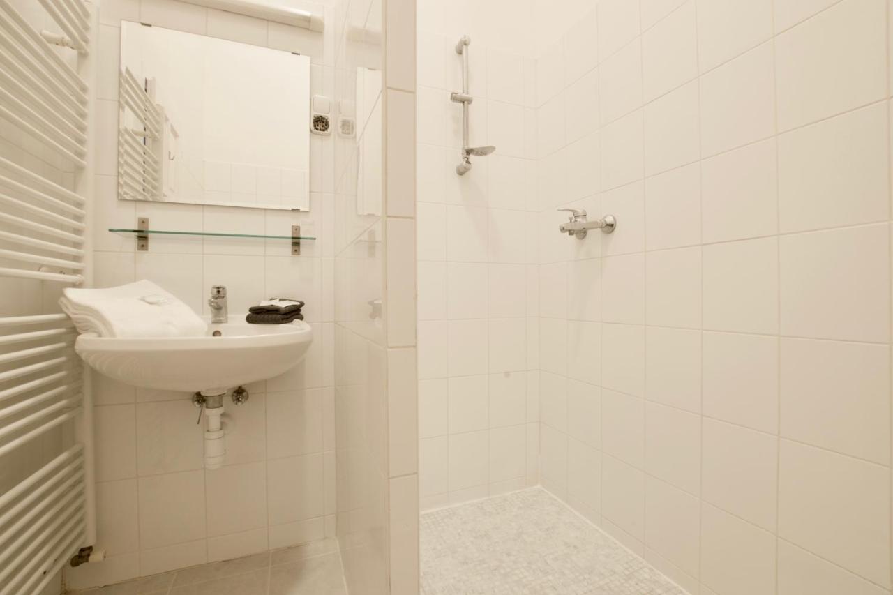 Budget Apartment By Hi5 - Palace Quarter Budapest Exterior photo