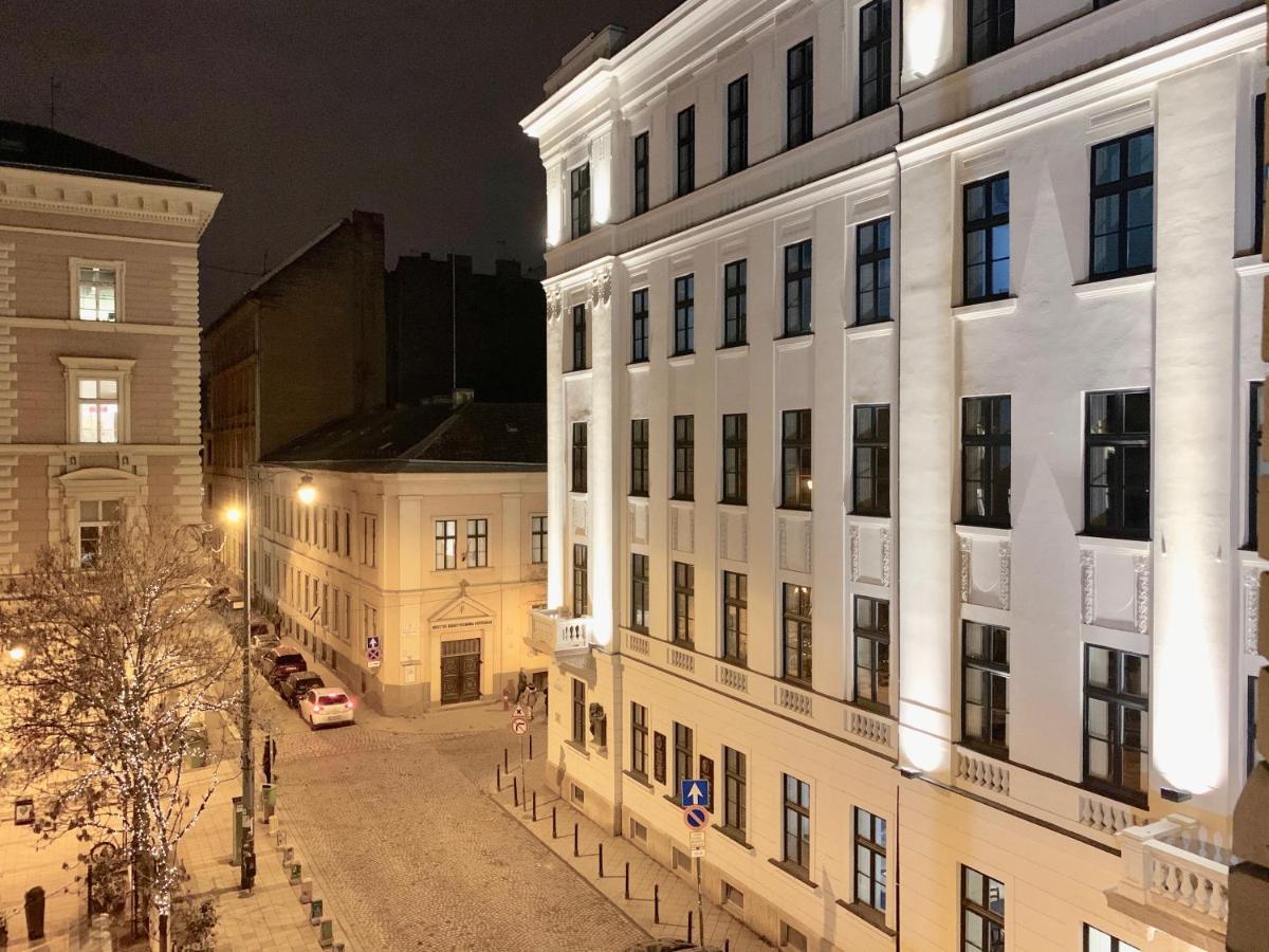 Budget Apartment By Hi5 - Palace Quarter Budapest Exterior photo